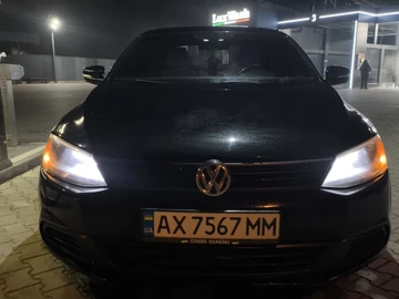 Авто Volkswagen Jetta 2011 № 8099987