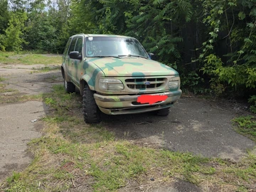 Авто Ford Explorer 1999 № 8100002
