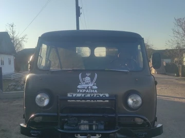 Авто УАЗ 3303 1986 № 8100067