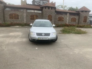 Авто Volkswagen Passat Sedan 2005 № 8100260
