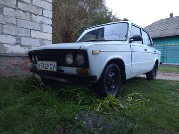 Авто ВАЗ 2103 1978 № 8100305