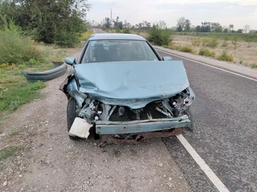 Авто Nissan Almera 2000 № 8100379