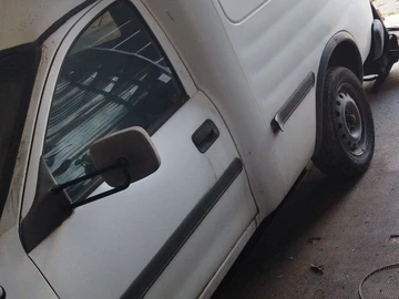 Авто Opel Combo 2000 № 8100427