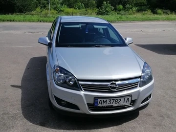 Авто Opel Astra 2011 № 8100466