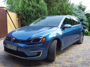 Авто Volkswagen Golf 2016 № 8100477