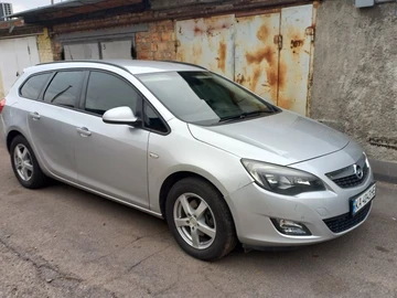 Авто Opel Astra 2011 № 8100536