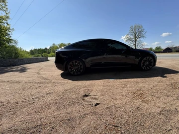 Авто Tesla Model 3 2023 № 8100570