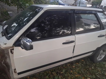 Авто ВАЗ 2109 1995 № 8100572