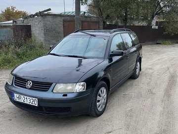 Авто Volkswagen Passat Hatchback 1998 № 8100584