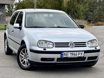 Авто Volkswagen Golf 2003 № 8100626