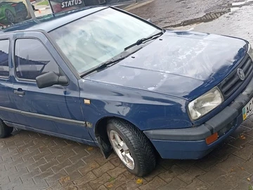 Авто Volkswagen Vento 1993 № 8100660