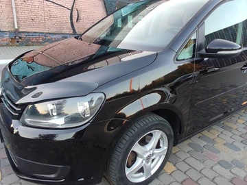 Авто Volkswagen Touran 2010 № 8100681