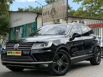 Авто Volkswagen Touareg 2016 № 8100685