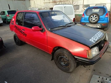 Авто Peugeot 205 1988 № 8100771