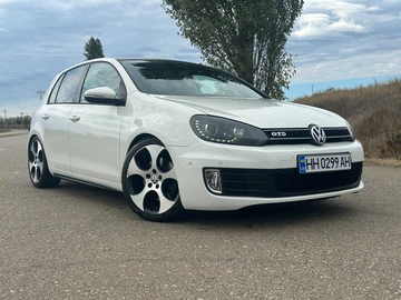 Авто Volkswagen Golf 2012 № 8100794