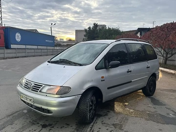 Авто Volkswagen Sharan 1997 № 8100880