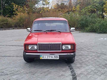 Авто ВАЗ 2107 1990 № 8100924