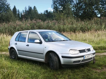 Авто Volkswagen Golf 2001 № 8100935
