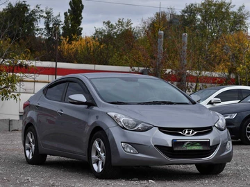 Авто Hyundai Elantra 2013 № 8101097