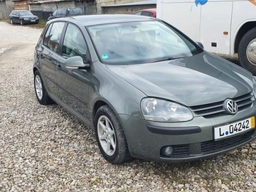 Авто Volkswagen Golf 2004 № 8101110