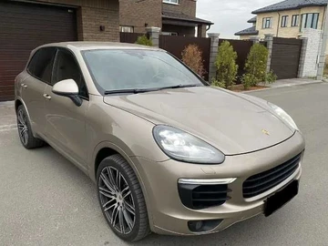 Авто Porsche Cayenne 2016 № 8101129