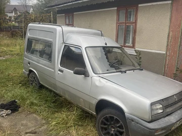 Авто Renault Rapid 1995 № 8101130