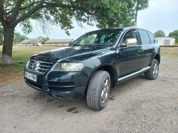 Авто Volkswagen Touareg 2005 № 8101199