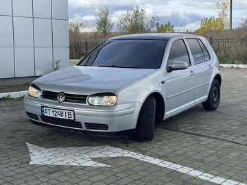 Авто Volkswagen Golf 1999 № 8101306