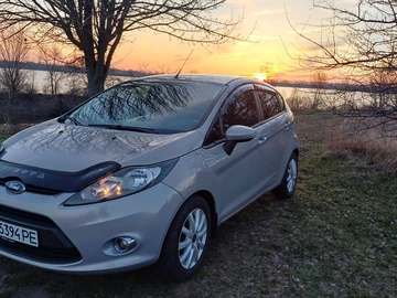 Авто Ford Fiesta 2011 № 8101348