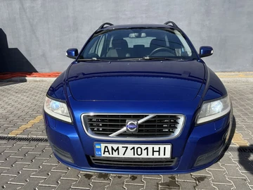Авто Volvo V50 2008 № 8101411