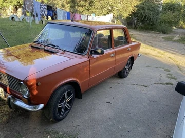 Авто ВАЗ 2101 1981 № 8101457