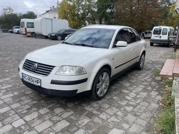Авто Volkswagen Passat Sedan 2001 № 8101486