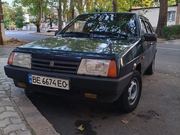 Авто ВАЗ 2109 2002 № 8101756