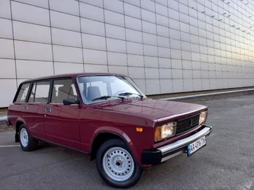 Авто ВАЗ 2104 1993 № 8101774