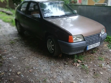 Авто Opel Kadett 1985 № 8101816