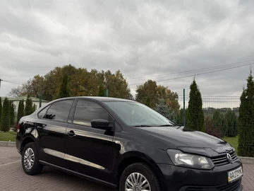 Авто Volkswagen Polo 2012 № 8101938