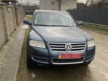 Авто Volkswagen Touareg 2005 № 8101958