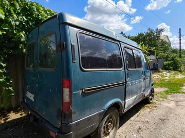 Авто ГАЗ 2217 Соболь Баргузин 2000 № 8101973