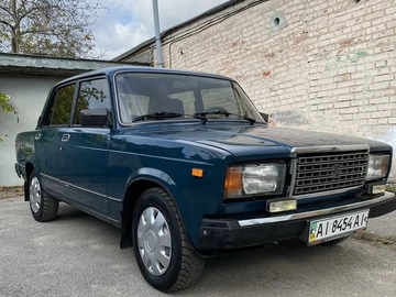 Авто ВАЗ 2107 2001 № 8102088