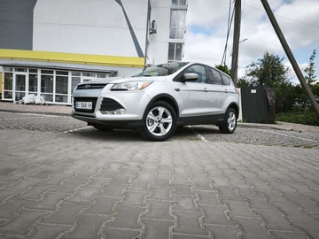 Авто Ford Escape 2015 № 8102099