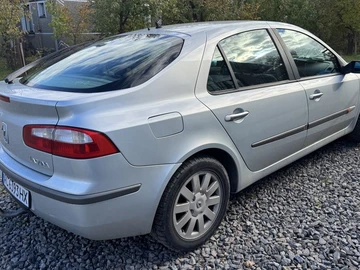 Авто Renault Laguna 2001 № 8102357