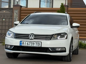 Авто Volkswagen Passat Variant 2011 № 8102599