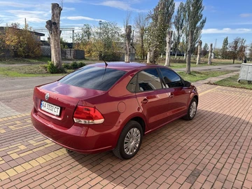 Авто Volkswagen Polo 2013 № 8102610