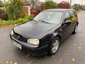 Авто Volkswagen Golf 2004 № 8102651