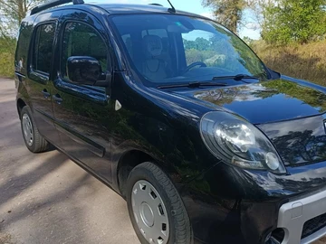 Авто Renault Kangoo Passenger 2011 № 8102667