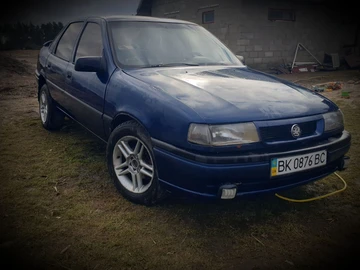 Авто Opel Vectra 1993 № 8102747