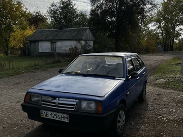 Авто ВАЗ 2109 1992 № 8102780