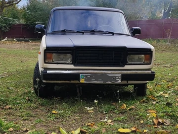 Авто ВАЗ 2107 1989 № 8103015