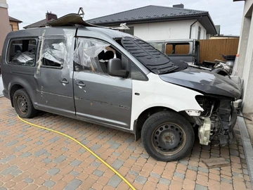 Авто Volkswagen Caddy 2013 № 8103016