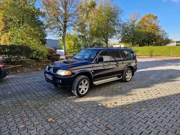 Авто Mitsubishi Shogun 2005 № 8103164